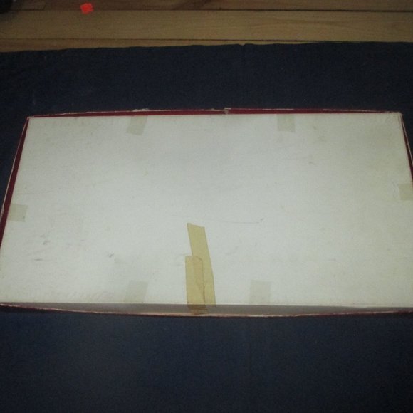 Parker Checkers (Parker Brothers) w/ polished wooden pieces Rare! Vintage! - Picture 4 of 4